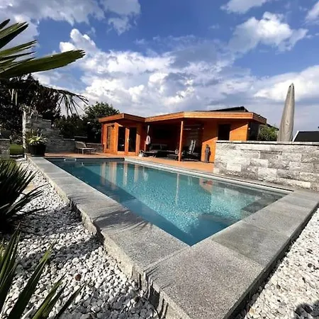Felber Mit Privatpool & Wellness Villa *